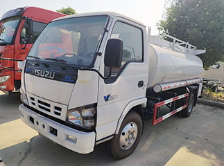 Isuzu 5 m³camion d’aspiration des eaux usées