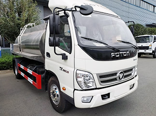 China Foton 5000L milk tank truck