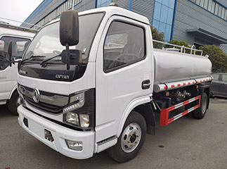 Dongfeng 5ton water truck stainless steel tank